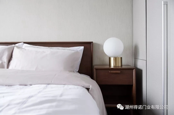 得诺木门:简单与幸福的邂逅 是生活的浪漫剧场
